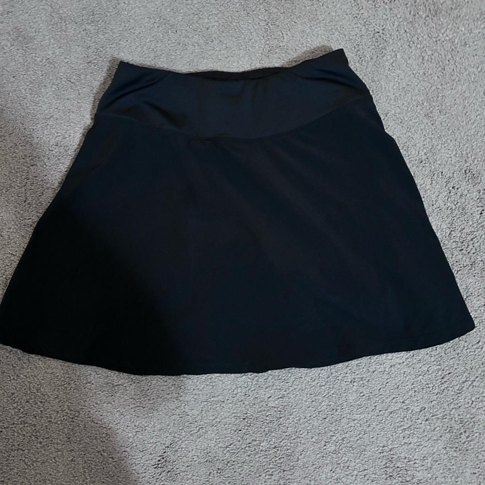 Women’s athletic skort.